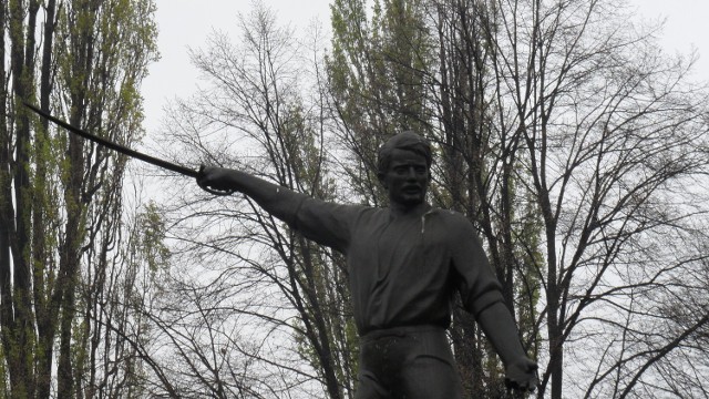 Nowa rzeźba Powstańca Śląskiego w Tychach ma twarz Wojciecha Korfantego