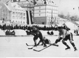 Krynica-Zdrój zimową stolicą Polski początków XX w. Tu rozwijał się hokej, saneczkarstwo i skoki. Tak wyglądały kiedyś zawody