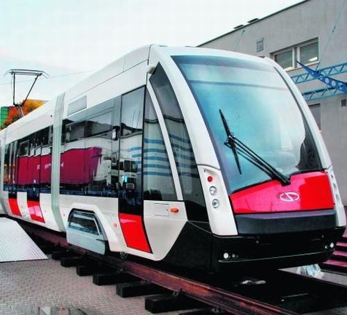 Wyprodukowany przez firmę Solaris tramwaj Tramino ma szansę wozić poznaniaków