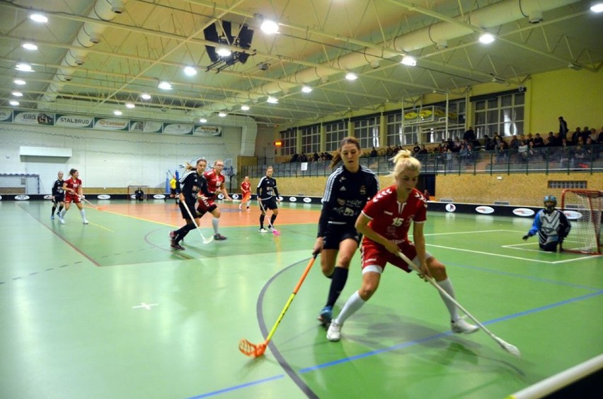 Ekstraliga Unihokeja Kobiet. PKS MOS Zbąszyń -  Interplastic Olimpia Osowa  Gdańsk 3:4