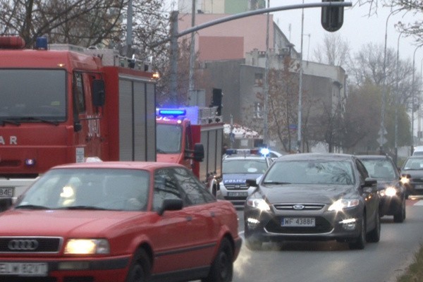 Policja wyjaśnia przyczyny wypadku.
Są utrudnienia w ruchu w...