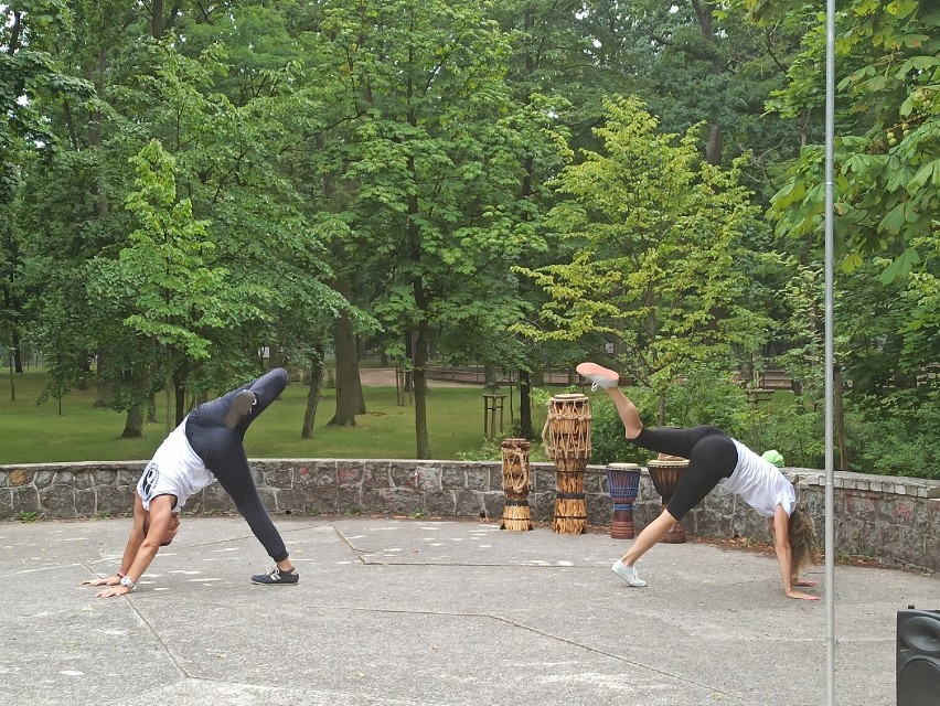 Konin. Capoeira w Parku Chopina. Akademia Capoeira Konin zaprosiła do wspólnych ćwiczeń i grania