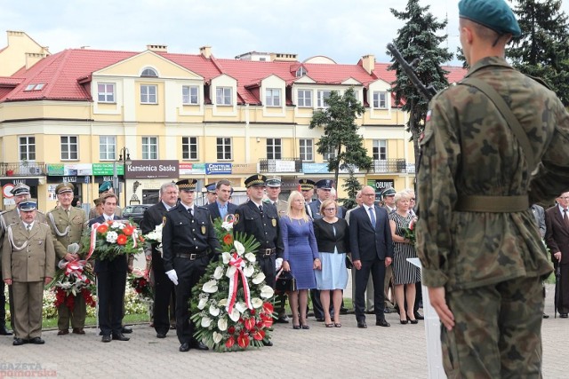 Uroczystość odbyła się pod Pomnikiem Żołnierza Polskiego na Placu Wolności. Z okazji święta prezydent Marek Wojtkowski wygłosił okolicznościowe przemówienie, a delegacje uczestniczące w uroczystości złożyły wieńce i kwiaty pod Pomnikiem Żołnierza Polskiego.

Święto Wojska Polskiego jest rocznicą Bitwy Warszawskiej 1920 zwanej Cudem nad Wisłą. Ku czci jej bohaterów ustanowiony Dniem Wojska Polskiego.