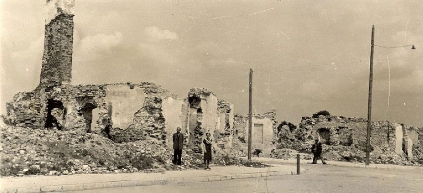 Zbombardowana przez Niemców dzielnica żydowska w Tomaszowie...