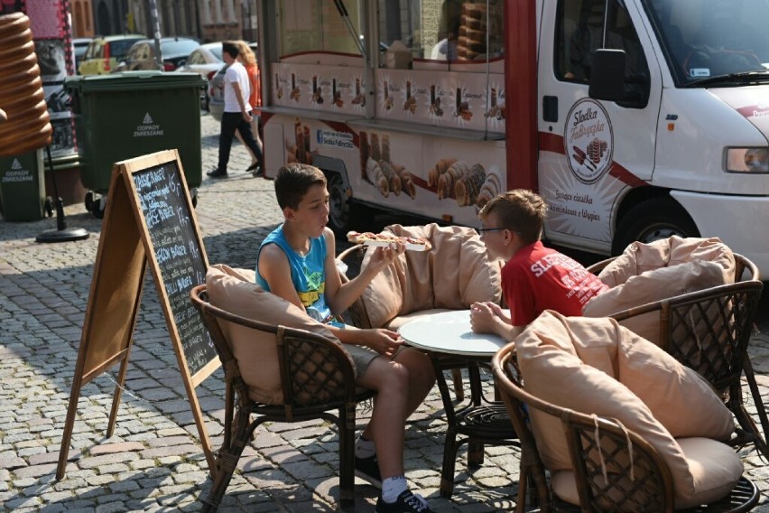 Toruń: Festiwal Smaków Food Trucków [ZDJĘCIA]