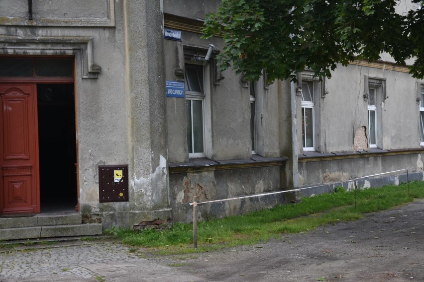 Kamienica przy Wrocławskiej w Sycowie niebezpieczna? Budynek jest w fatalnym stanie 