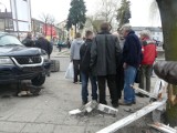 Młody mężczyzna potrącony w wypadku na placu Kościuszki w Tomaszowie