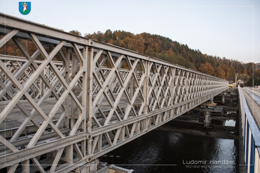 Nowy Sącz. Most tymczasowy na ul. Kamiennej będzie otwarty w przyszłym tygodniu. Koniec z uciążliwymi dojazdami [ZDJĘCIA]