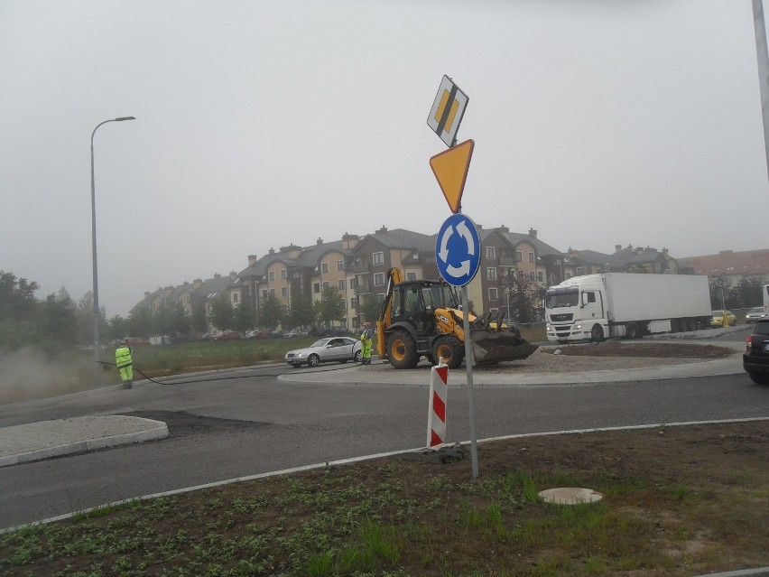 Do godz 15.00 zamknięte jest rondo Lidl wraz z ul. Koszarową...