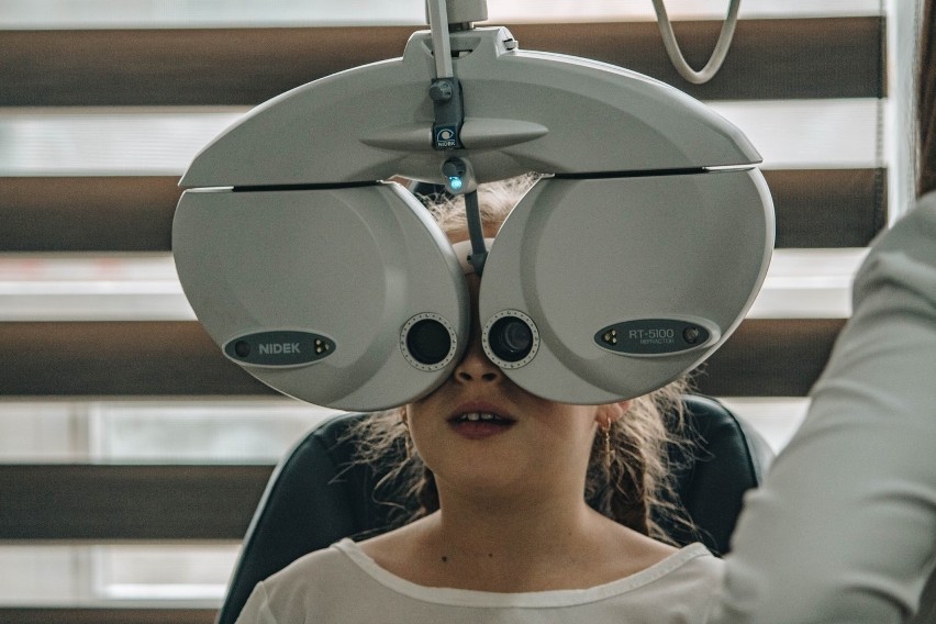 Twój wzrok się pogarsza? Tych okulistów polecają pacjenci z Lubelszczyzny. Sprawdź listę lekarzy 