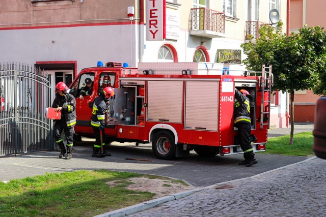 Podejrzenie zgonu w mieszkaniu w centrum Łęczycy