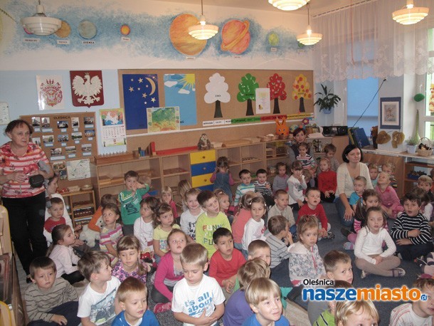 Oleśnica: Policyjna zabawa w przedszkolu (ZDJĘCIA)
