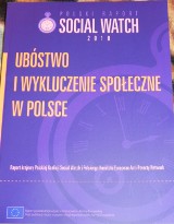 Alarmujące dane: blisko połowa Polaków zagrożona wykluczeniem społecznym