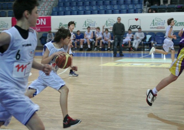 Mecz młodzików TKM II - Basket 2010 Kruszwica 81:64