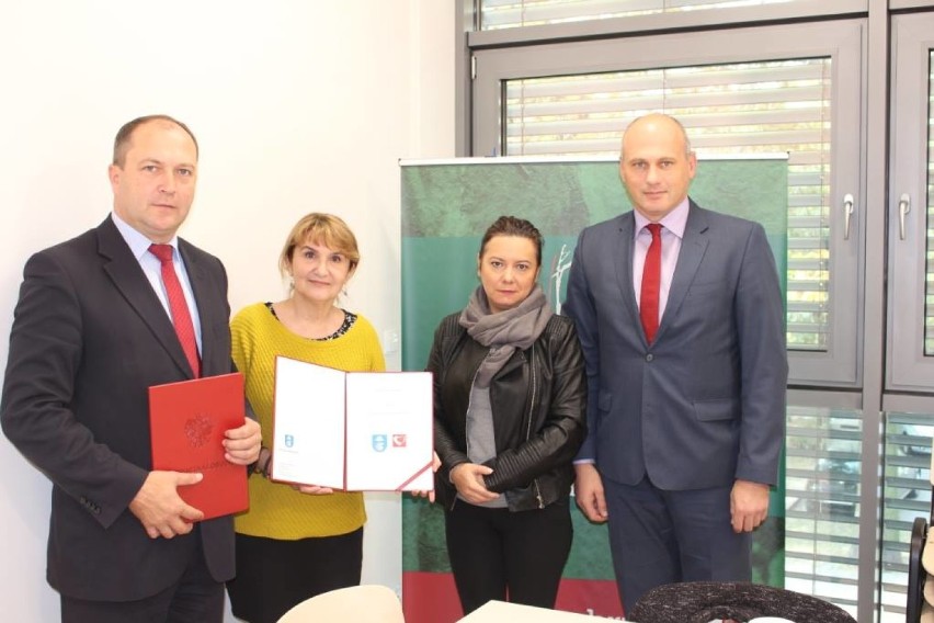 Kłobuck: Starostwo podpisało porozumienie ze Śląskim Centrum Chorób Serca w Zabrzu [FOTO]