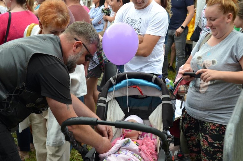 Motocykliści otworzyli Dni Białośliwia. Później, na scenie wystąpiły przedszkolaki [ZDJĘCIA]