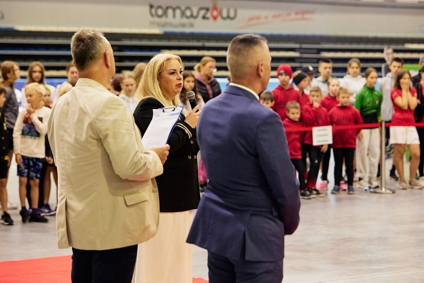 Letnie Zawody Dzieci o Puchar Prezydenta Miasta Tomaszowa odbyły się w Arenie Lodowej ZDJĘCIA