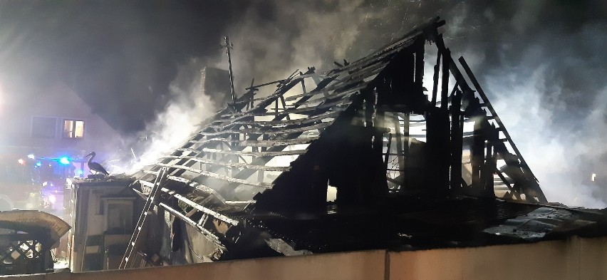 Pożar w Mostach: strażacy znaleźli spalone ciało - 11 marca 2021
