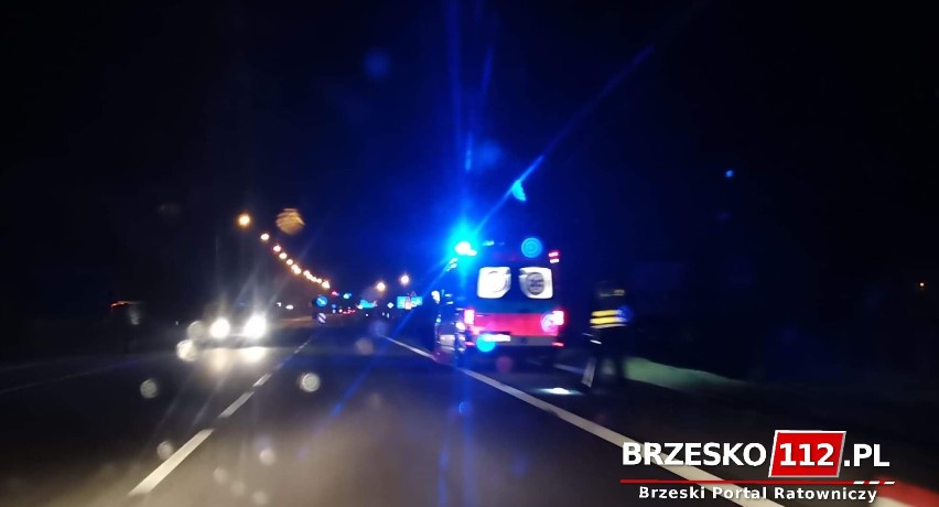 Wypadek na DK94 w Jadownikach, samochód osobowy potrącił...