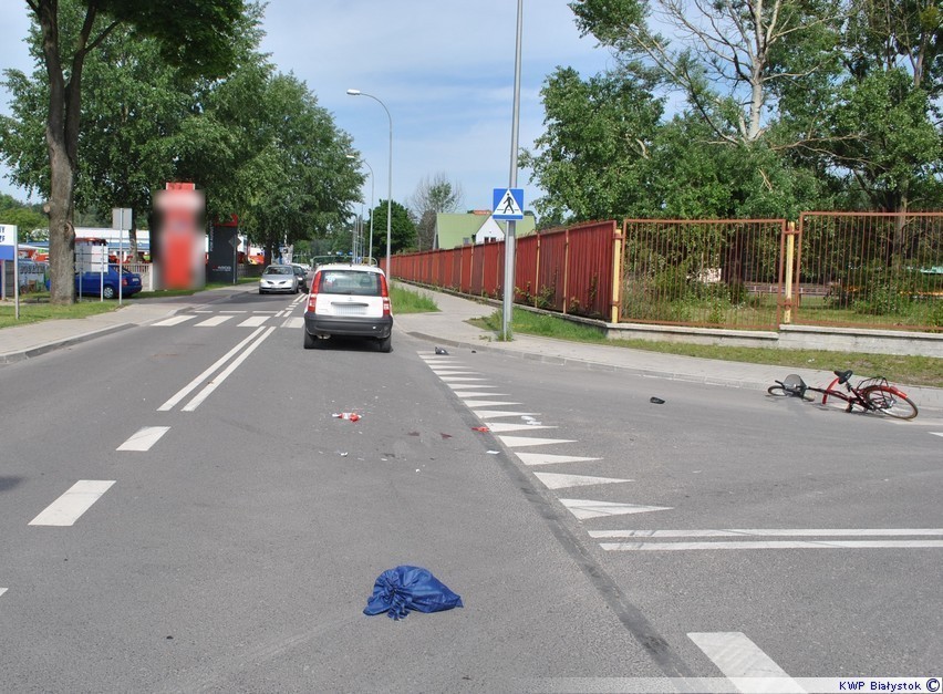 Wypadek w Augustowie. Rowerzystka zderzyła się z autem [zdjęcia]