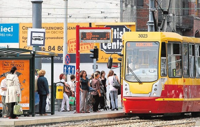 Motorniczy zasłabł, gdy tramwaj znajdował się na al. Kościuszki.