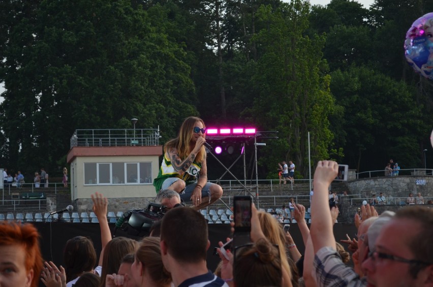 Na koncercie Lata Zet i Dwójki w Słubicach bawiło się kilkadziesiąt tysięcy osób! [zdjęcia]