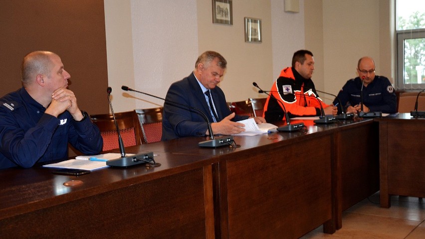 Radomsko: W starostwie dyskutowali o bezpieczeństwie na terenie powiatu