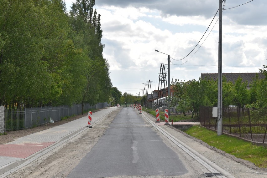 Trwa remont drogi gminnej w Broniszewicach