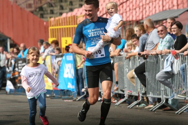 Jastrzębska Dziesiątka 2014 za nami! BIEGAŁEŚ? ZOBACZ się na ZDJĘCIACH