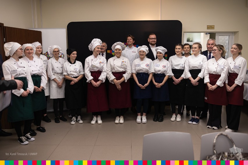 Finał konkursu „Gotuj z klasą!” Najlepszy okazał się kucharski team z Janowa