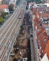 Kraków. Powstaje nowa droga i teren pod park przy nowej estakadzie kolejowej, wzdłuż ulicy Blich