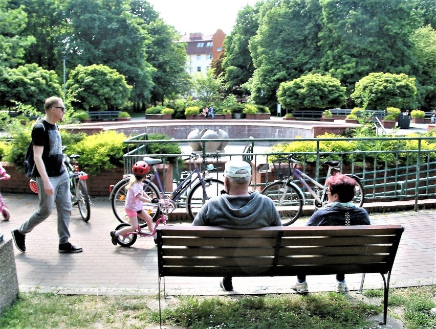 Byłoby przyjemniej odpocząć w parku nad Słupią gdyby nie...