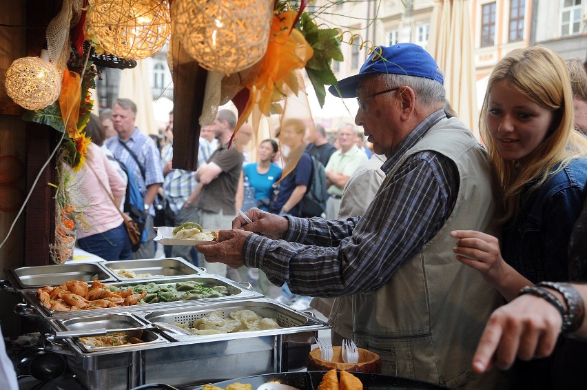 Festiwal Pierogów w Krakowie rozpoczęty! To już dziewiąta...