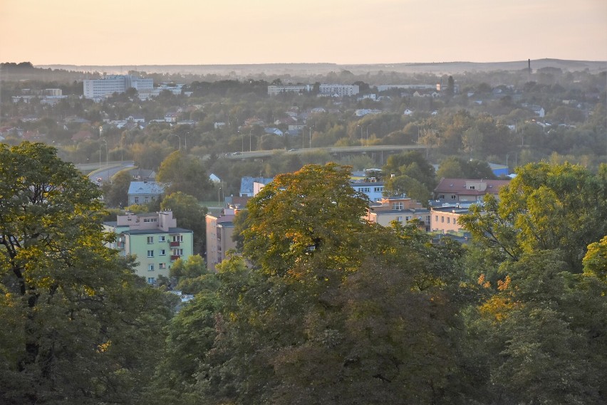 Tak wygląda panorama Chełma z Wysokiej Górki w ostatni dzień tegorocznego lata. Zobacz zdjęcia