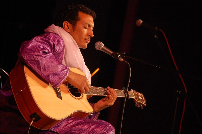 Słupsk: W ramach cyklu Etnoscena w filharmonii wystąpił Bombino - nazywany Hendrixem z Sahary