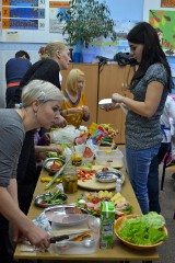 Powiat ostrowski: Lekcje z kanapkami w naszych szkołach, bo śniadanie jest najważniejsze [ZDJĘCIA]