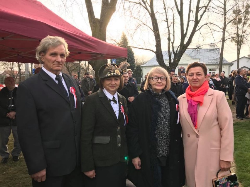 Dorohusk. Ceremonia odsłonięcia Pomnika Niepodległości