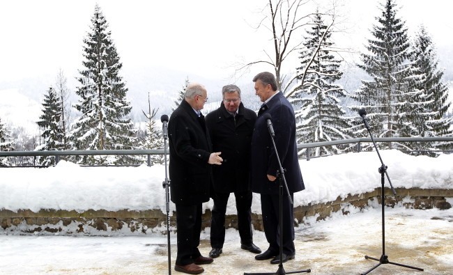 Bronisław Komorowski w Wiśle spotkał się z prezydentami Słowacji i Ukrainy [ZDJĘCIA]