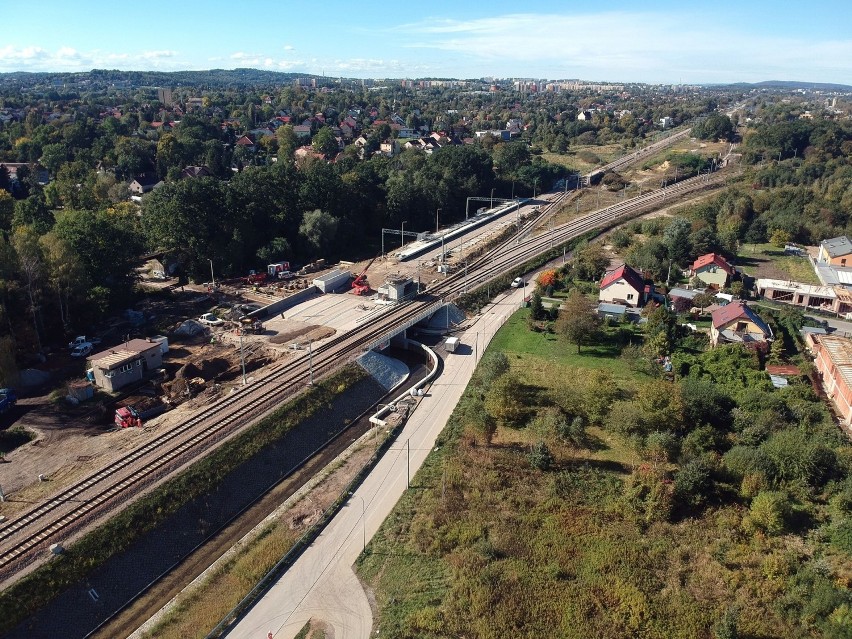 Obok osiedla Złocień powstaje nowy przystanek kolejowy. - W...