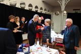 Prezydent Leszna odznaczył  dziś swoich rodziców medalami.  Razem z siedmioma innymi parami świętowali Złote Gody w Lesznie