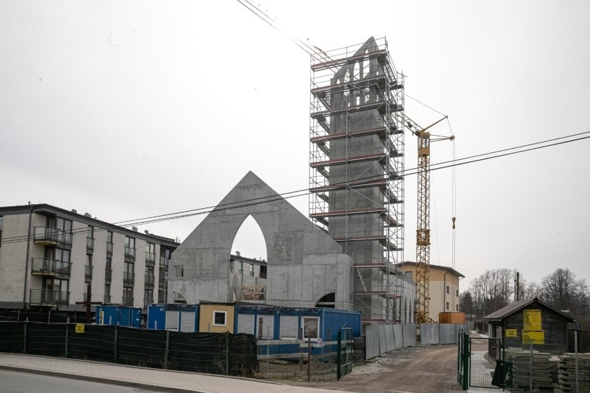 Budowa kościoła św. Józefa. Zdjęcia z marca 2021