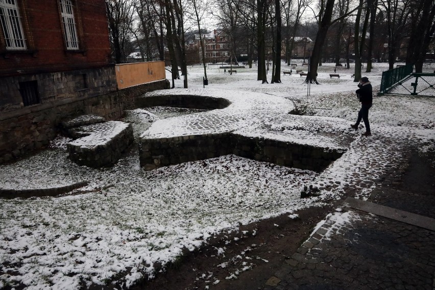 Pozostałości wieży ogniowej w Chojnowie, plenerowa ekspozycja archeologiczna