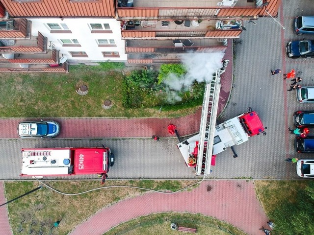 Pożaru mieszkania w Dąbrowie Górniczej wybuchł przy Alei Zagłębia Dąbrowskiego