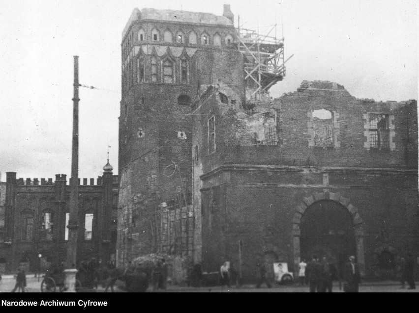 Gdańsk też ma swój Barbakan! Zobacz jak zmieniał się przez...