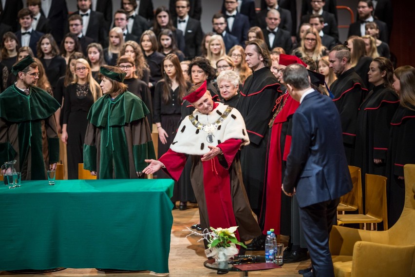 Kevin Kenner został doktorem honoris causa Akademii Muzycznej w Łodzi