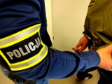 Łódzki policjant w czasie wolnym zatrzymał agresywnego mężczyznę. 49-latek awanturował się w sklepie w Sulejowie