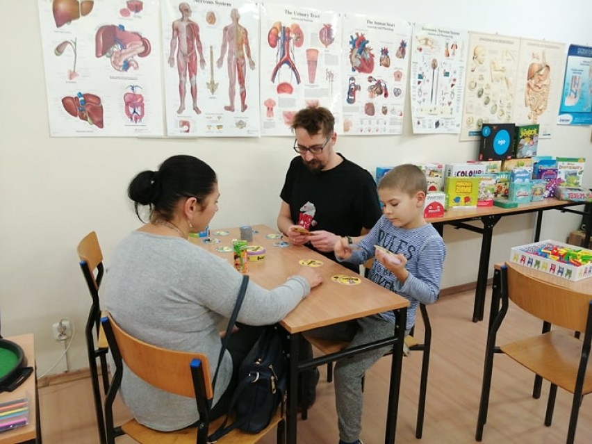 Pokazy ratownictwa, planszówki, coś na ząb i wiele innych. Mikołajki z Powiślańską Szkołą Wyższą [ZDJĘCIA]