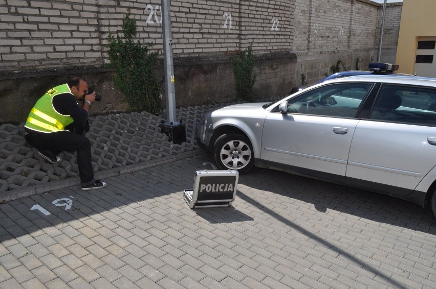 Policjanci z Bytowa odzyskali skradziony niespełna miesiąc wcześniej samochód