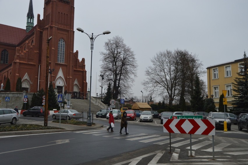 Bardzo nieprzyjemnym miejscem jest także przejście obok...