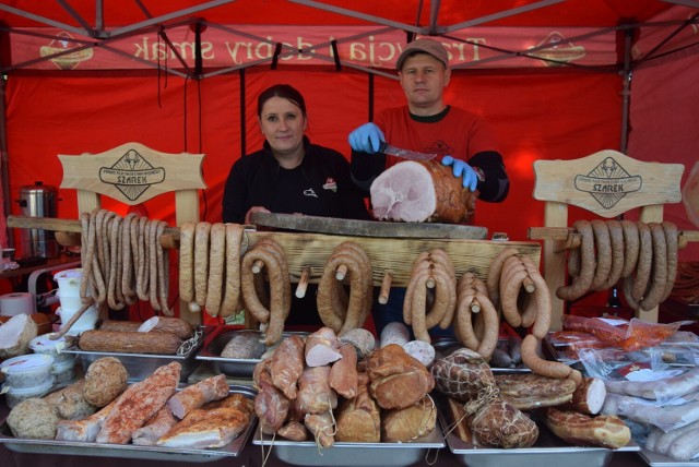 Podkarpacki Bazarek na terenie Podkarpackiego Ośrodka Doradztwa Rolniczego w Boguchwale kusi mnóstwem różnorodnego towaru